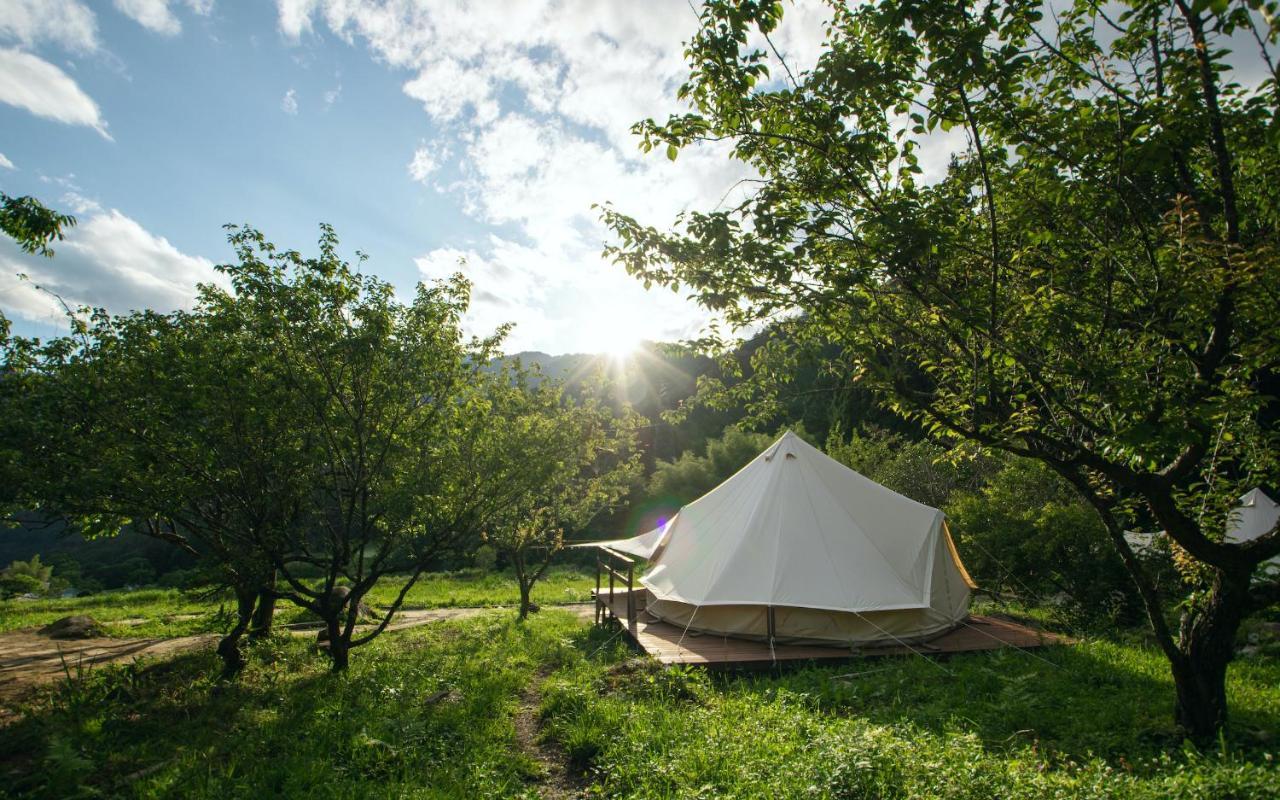 Ties Camp Ground Nagiso Hotell Exteriör bild