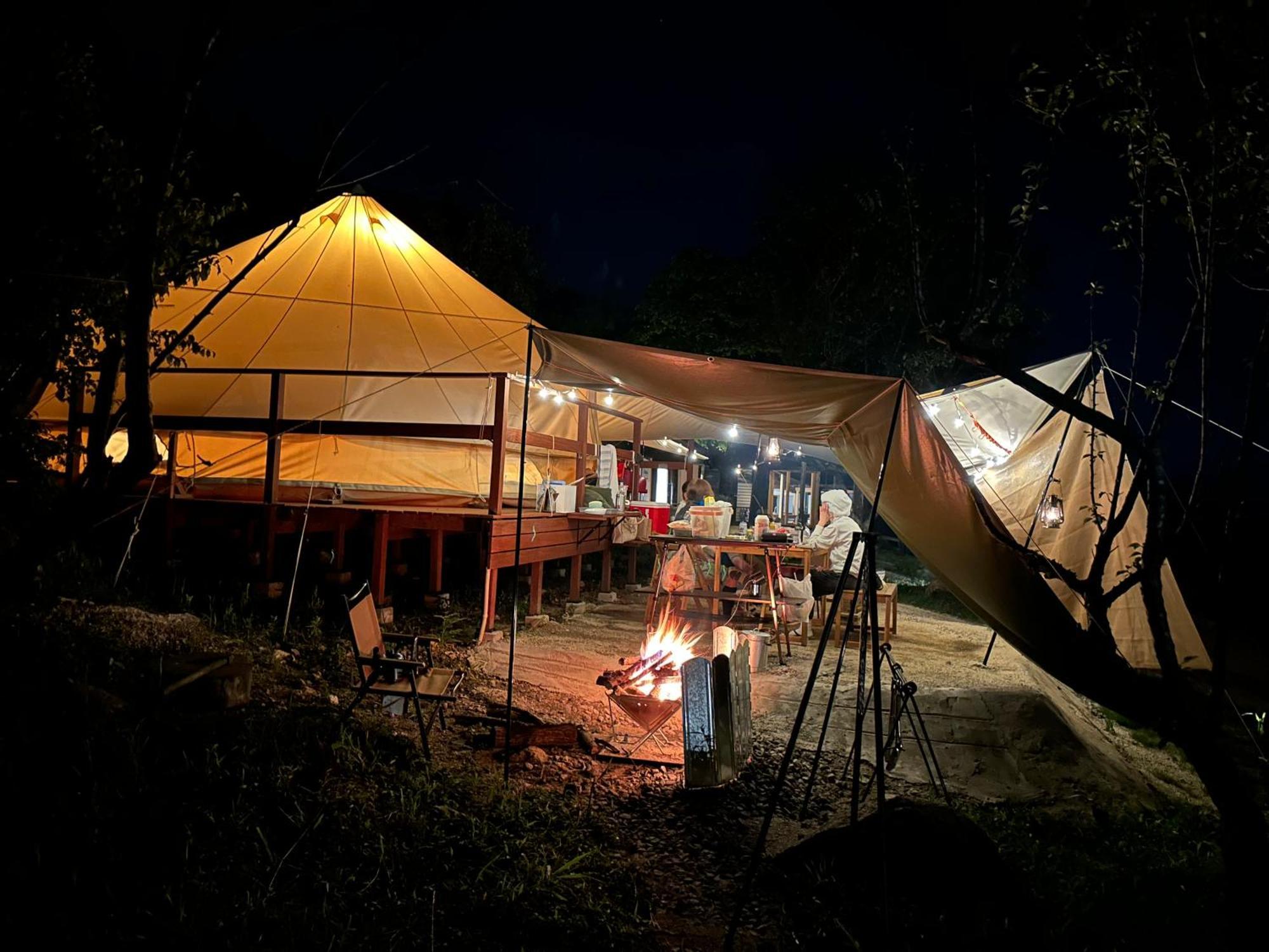 Ties Camp Ground Nagiso Hotell Exteriör bild